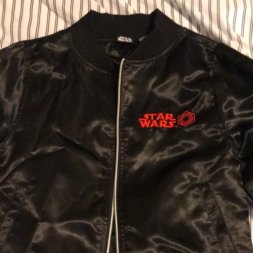 Star Wars size XSMALL boys.